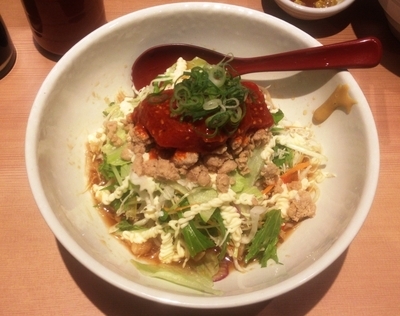 「ピリ辛まぐろのサラダ風冷やし中華 780円」@三崎市場 ジョイナス店の写真