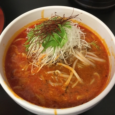 「正宗担担面900円」@成都担担面の写真