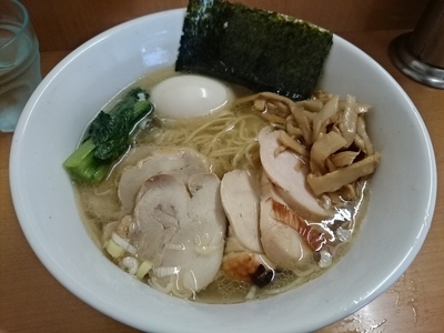 「塩中華そば(大)＋特製トッピング」@塩麺屋 錦太朗の写真