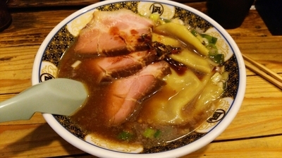 「すごい煮干ラーメン」@すごい煮干ラーメン凪 新宿ゴールデン街店 本館の写真