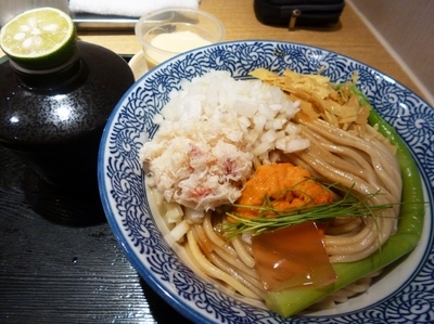 「【5周年記念】毛ガニと雲丹の冷製まぜそば（中盛）＋他」@麺屋 一燈の写真