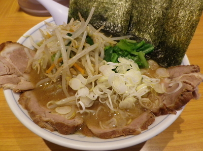「野菜ラーメン＋チャーシュー」@ラーメン一平家の写真
