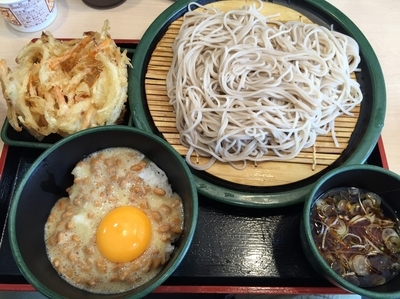 「朝定食のCセット＋かき揚げ（￥360＋無料クーポン）」@ゆで太郎 関内羽衣町店の写真