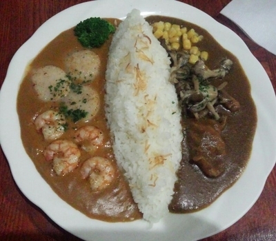 「欲張りカレー1490円」@カレー風味すずきの写真