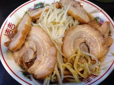 「小ラーメン+豚増し」@ダントツラーメン 岡山一番店の写真