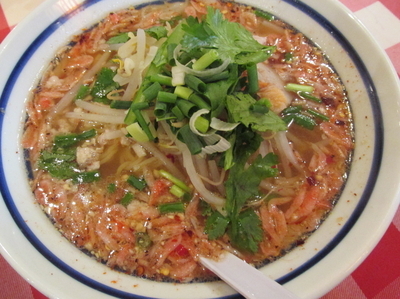 「トムヤムヌードルタイスタイル 「790円」」@バンコク屋台 カオサン ルミネ新宿店の写真