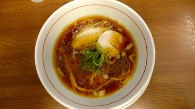 「鶏中華そば」@ラァメン ぼーんずの写真