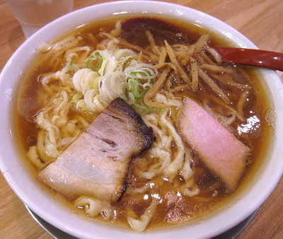 「喜多方らーめん（醤油） 820円」@麺や 七彩 八丁堀店の写真