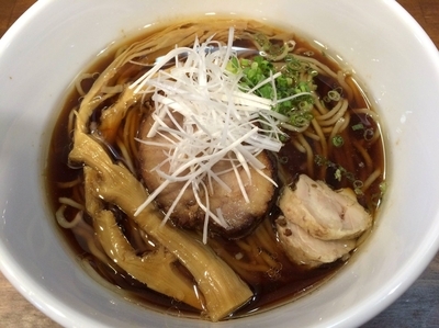 「醤油そば（800円）」@麺や 蒼輝 AOIKAGAYAKIの写真