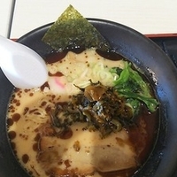 豚骨醤油ラーメン(690円)