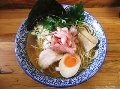 「煮干しそば（白）（680円）」@中華そば よしかわの写真