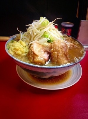 「大ラーメン【麺700g】野菜少なめ」@豚男 -BUTAMEN-の写真