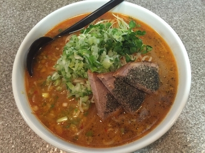 「しらたかラーメン 大盛り【950円】」@しらたかの写真