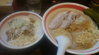 「味噌ラーメン+チャーシュー丼」@ラーメン長山の写真
