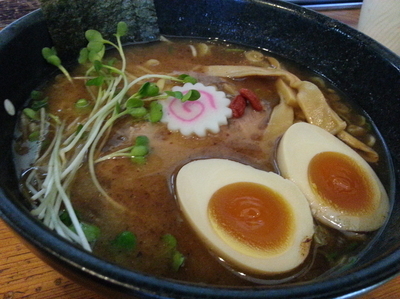 「ラーメン730円+味玉（クーポン）」@麺屋 渡来人（Try-Jin）の写真