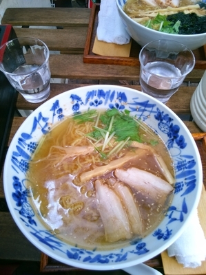 「四番の基本の塩ラーメン」@塩らーめんあいうえおの写真