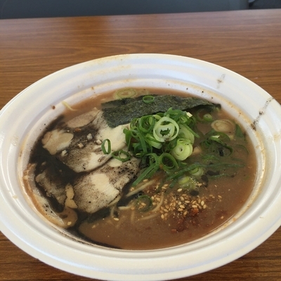 「無鉄砲がむしゃら 黒とんこつラーメン」@らーめんフェスタ in イオンレイクタウンの写真