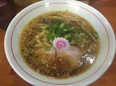 「中華そば・並（690円）」@横浜中華そば 維新商店の写真