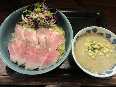 「９月限定　とうもろこしのポタージュつけ麺（８５０円）他」@らー麺屋 バリバリジョニーの写真