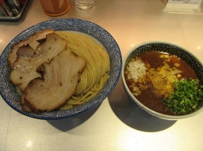 「チャーシューカレーつけ麺（１０８０円）＋特盛」@豚骨一燈の写真