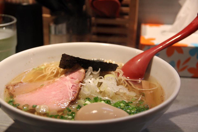 「煮干蕎麦（塩）＋味玉＋白ごはん」@喜乃壺の写真