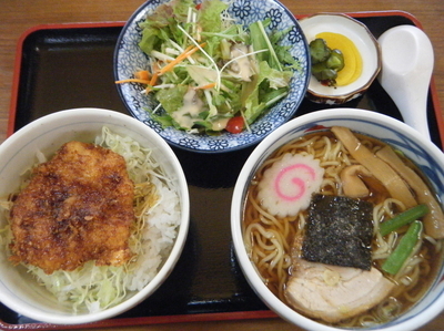「ラーメンセット900円」@柏屋食堂の写真