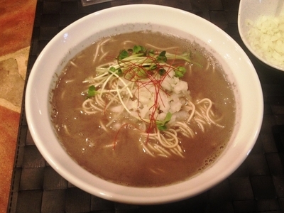 「灰汁中華かけ 600円」@灰汁中華 丿貫の写真