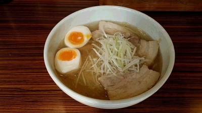 「特製塩ラーメン+豚飯」@アイバンラーメンの写真
