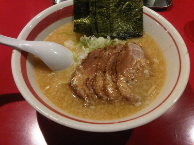 「みそチャーシューメン(1100円)」@らーめん にんにくやの写真