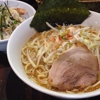 ウマ辛らーめん＋チャーマヨ丼(700円＋250円)