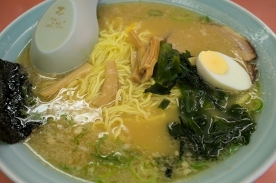 「ラーメン中盛り650円」@ラーメンショップ マルキチェーン 拝島店の写真