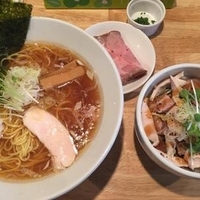 ふる川らーめん（醤油）+チャーシュー丼【¥1000】