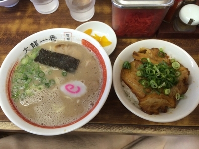 「チャーシュー丼セット+替玉/¥720+130」@大龍一番 八女店の写真