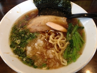 「まるは流醤油ラーメン」@六代目 麺処「まるは」極 西船橋店の写真