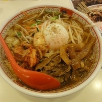 秋のピリ辛牛カルビラーメン