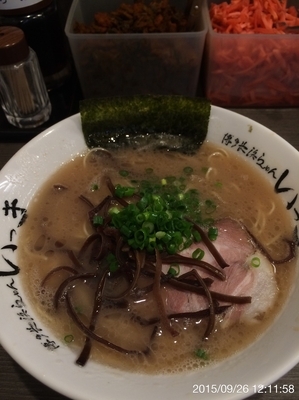 「らーめん￥650替玉×2 クーポン1枚」@博多長浜らーめん いっきの写真