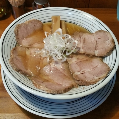 「超煮干しらぁめん肉増し(１，０００円)」@煮干しらぁめん 猫トラ亭の写真