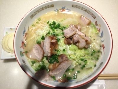 「ラーメン（黒豚チャーシュー入り）1000円」@ラーメン専門 こむらさき 天文館本店の写真