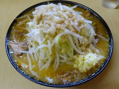 「みそラーメン（800円）ニンニクアブラ」@ラーメン二郎 京成大久保店の写真