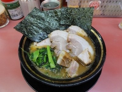 「ラーメン650円バラ20円×3枚/タマゴまぶし半ライス80円」@王道家の写真