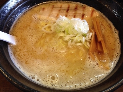 「まるやすラーメン　￥７３０」@麺びより まるやす 本店の写真
