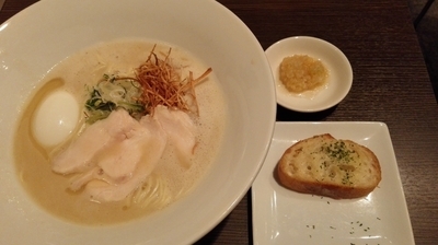 「鶏しろラーメンスペシャル　1250円」@うさぎ食堂 中目黒店の写真