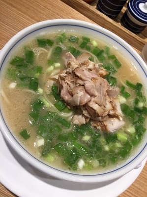 「バラそば」@玉 バラそば屋 中野店の写真