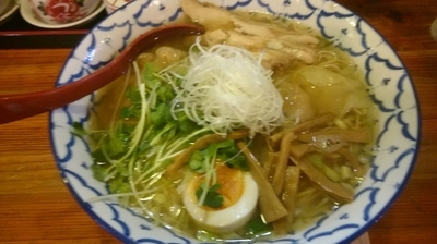 「名物 鶏塩わんたん麺 細麺」@武藤製麺所の写真