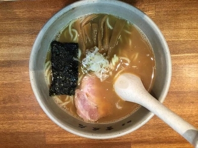 「らーめん 780円」@麺屋吉左右の写真