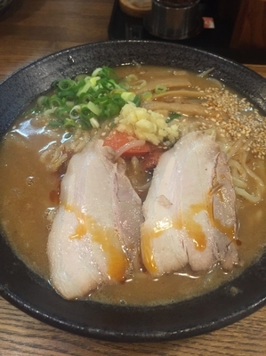 「らー麺、大盛りサービス」@麺屋やっとこ 三田店の写真