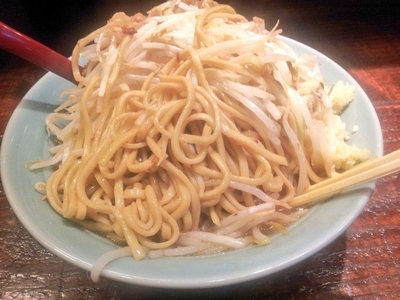 「大ラーメン＋ニンニクアブラ」@立川マシマシの写真