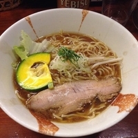 追鰹醤油らーめん 730円