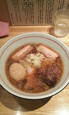 「背脂煮干しそば（醤油）」@地球の中華そばの写真