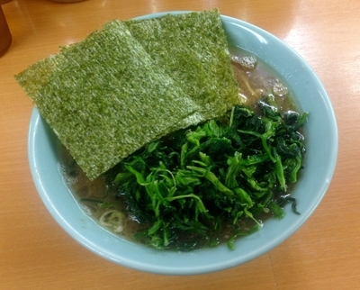 「ラーメン+ほうれん草」@極楽汁麺 らすたの写真